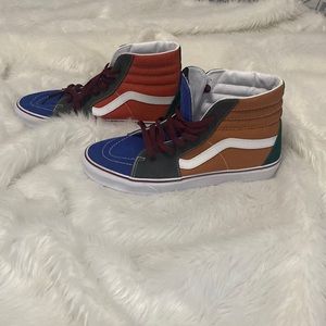 Vans, brand new, size 12 women, size 10.5 men’s